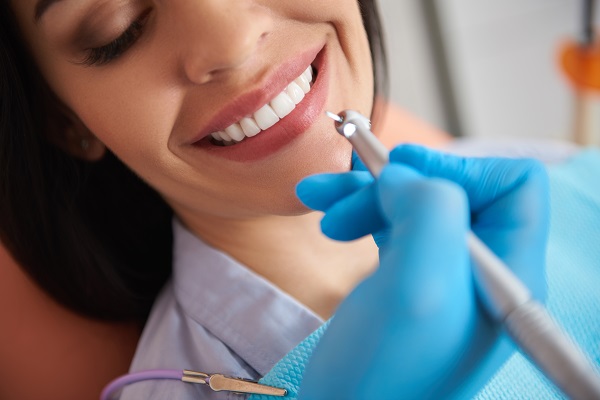 Who Can Benefit From Cosmetic Dentistry?