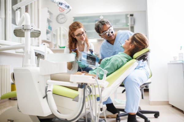 Signs You Might Be Overdue For A Professional Dental Cleaning